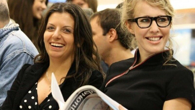     ФСБ сообщило о задержании членов группировки, которые, по сообщению ведомства, готовили покушения на жизни медиадеятельниц Маргариты Симоньян и Ксении Собчак.