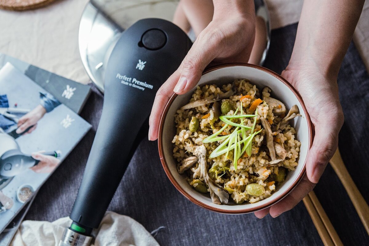 В скороварке любое блюдо гтовится в несколько раз быстрее