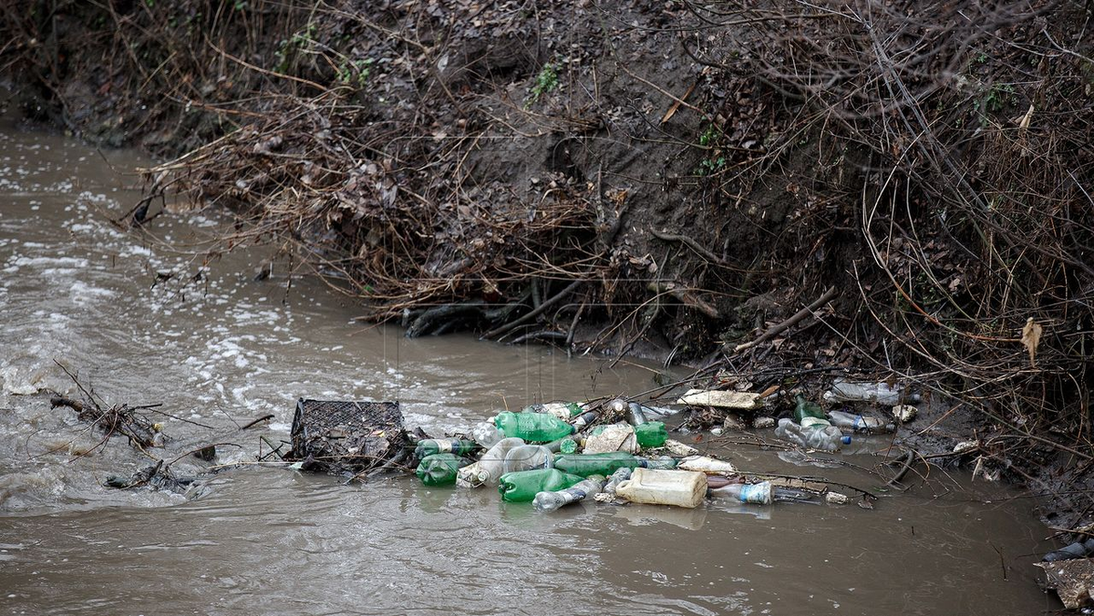 Обычная мусорная река России
