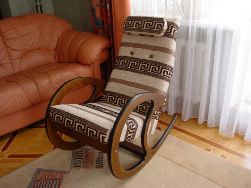 Кресло качалка из фанеры своими руками ((5 фото)