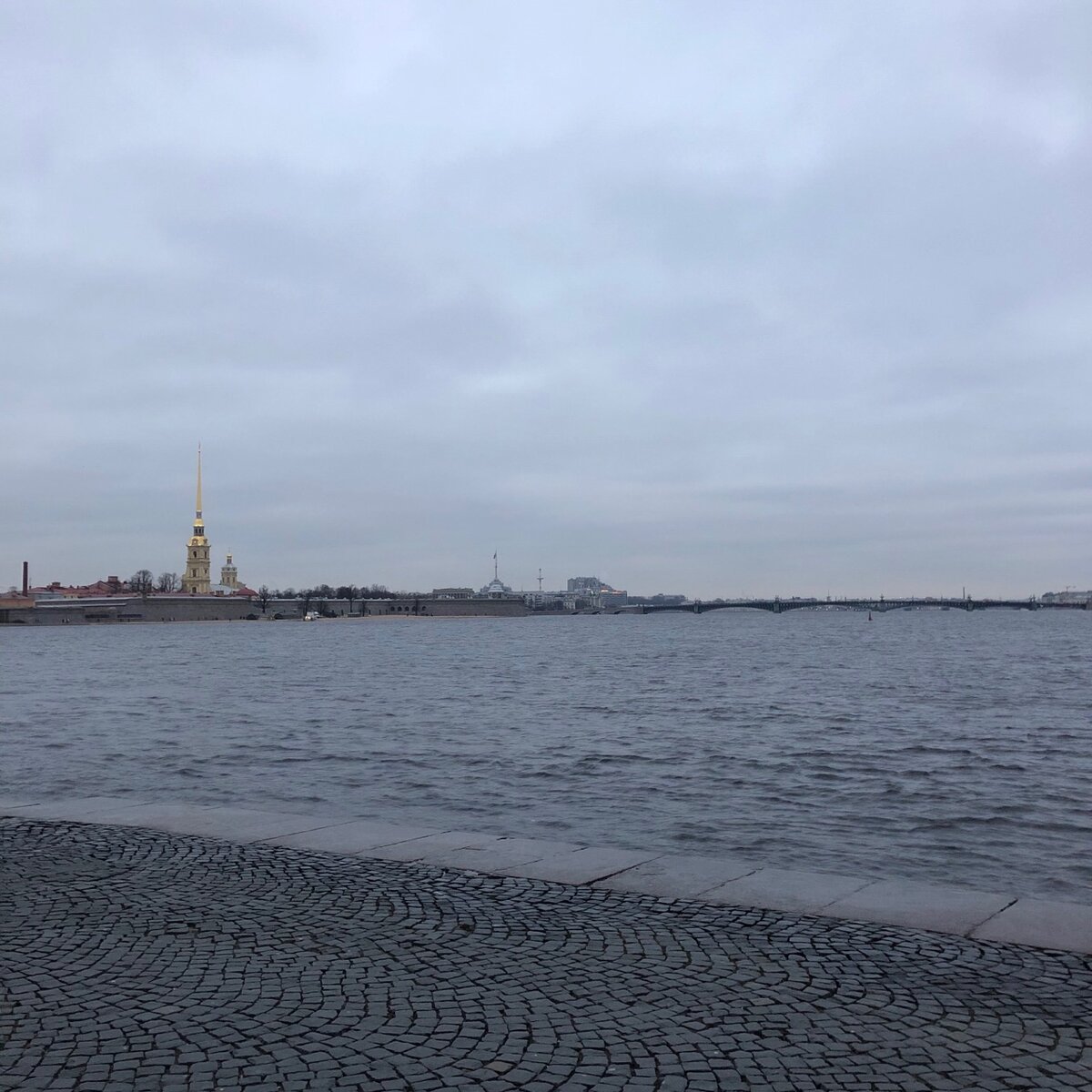Все оттенки серо-голубого