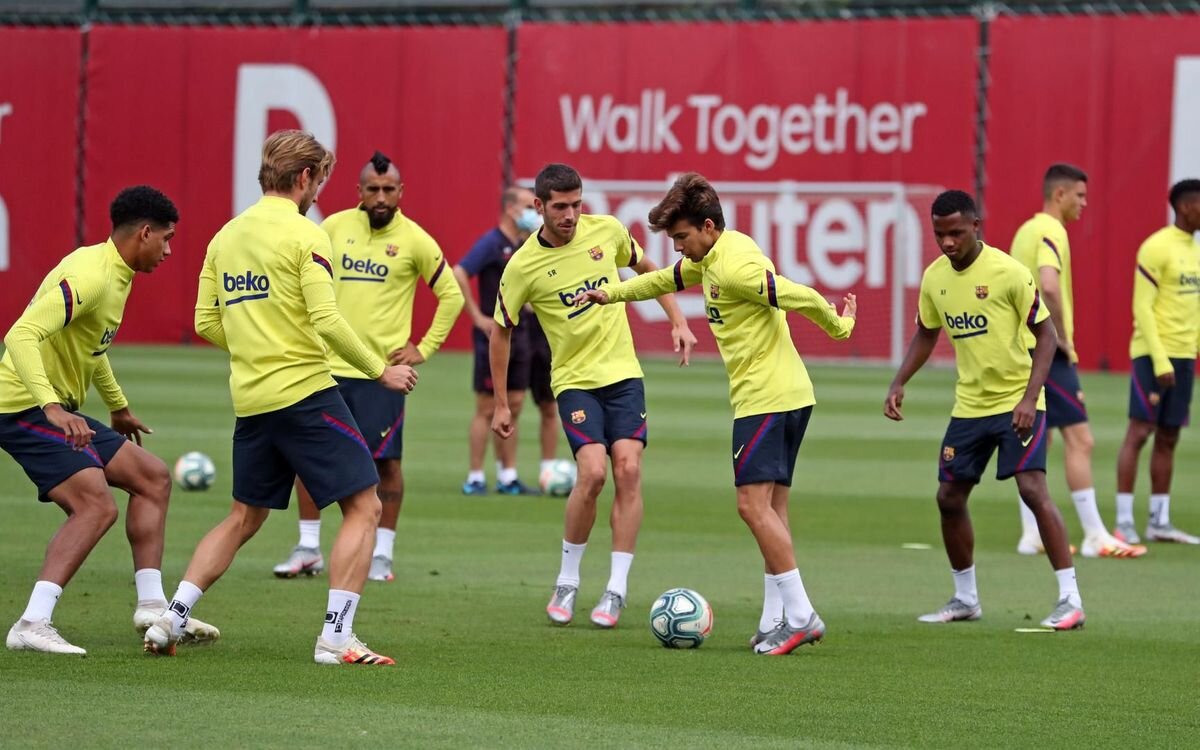 Тренировка Барсы в пятницу 3 июля