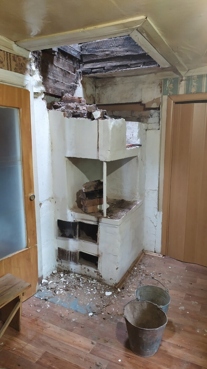 Начало разборки печи.