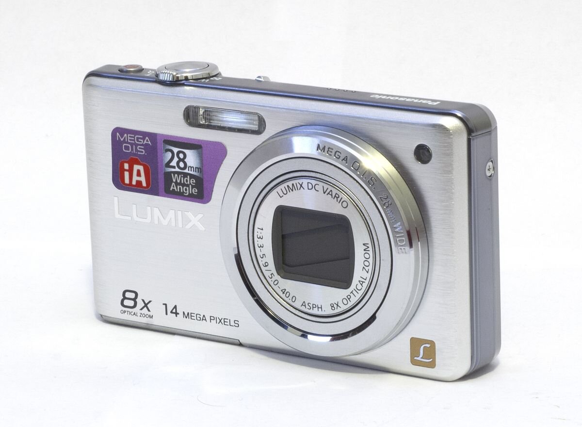 Первый фотоаппарат на который я училась снимать panasonic lumix DMC-fs30