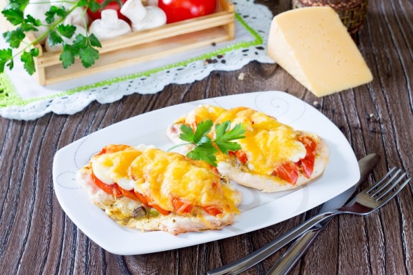 Куриное филе под сыром