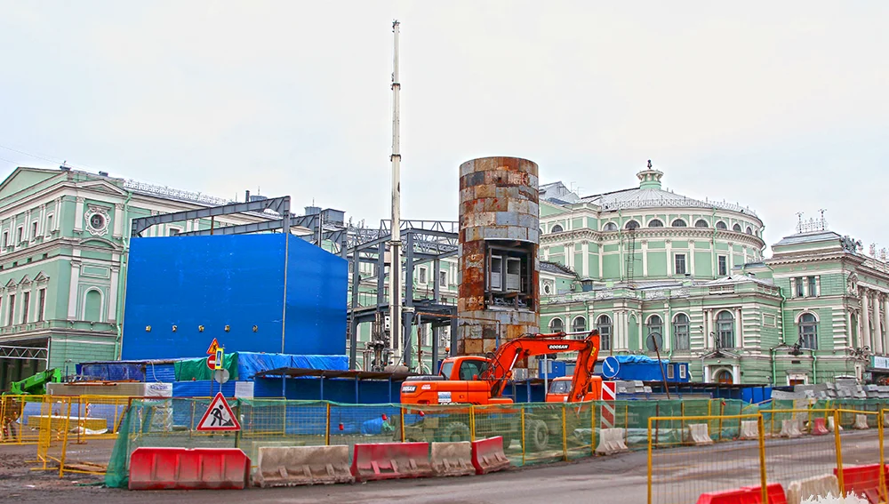 строительство над станцией Театральная