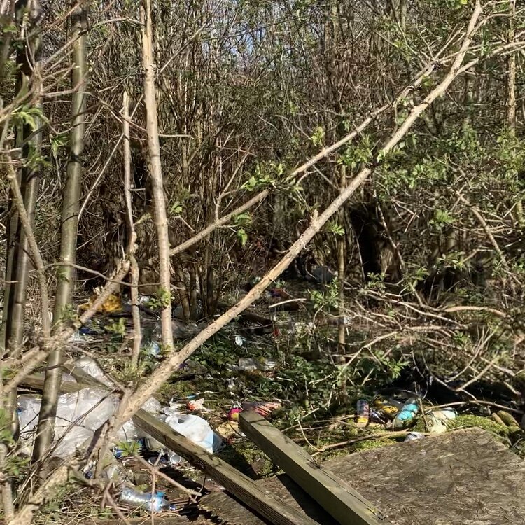 Мусорный завал в центре городка Сток-он-Трент