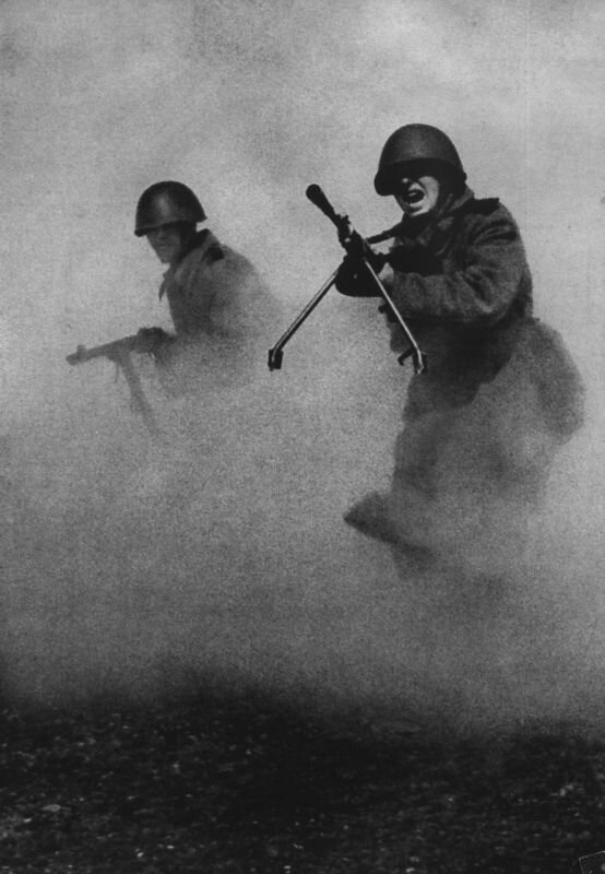 Советские солдаты, 1943 год.