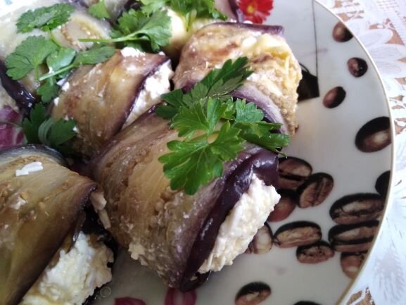 Вид готовых рулетиков