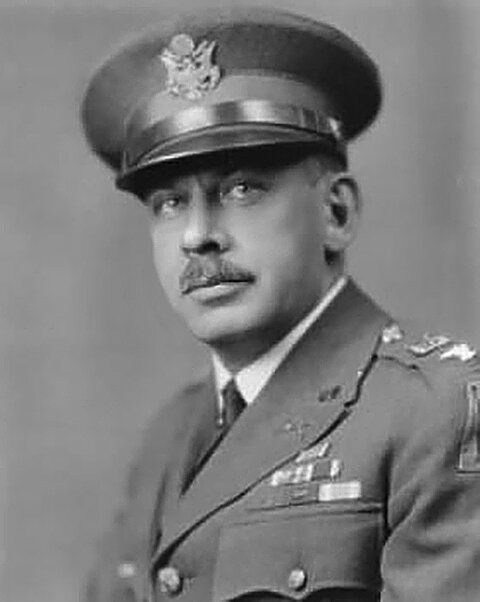 Юлий Окс Адлер. Источник фото: https://beststory.ca/?page=fromeditor