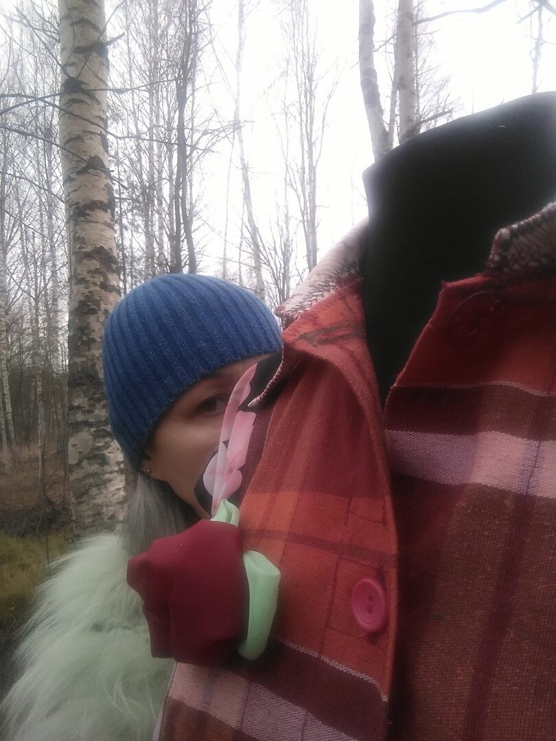 вот подобную шапку я приобрела в обычном магазине за 290 руб.