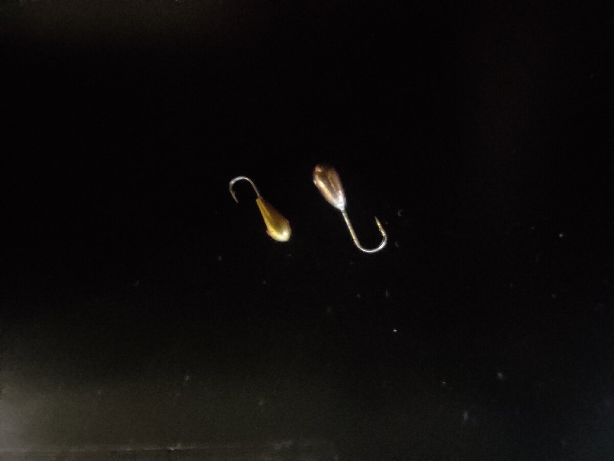 Что первое бросается в глаза?