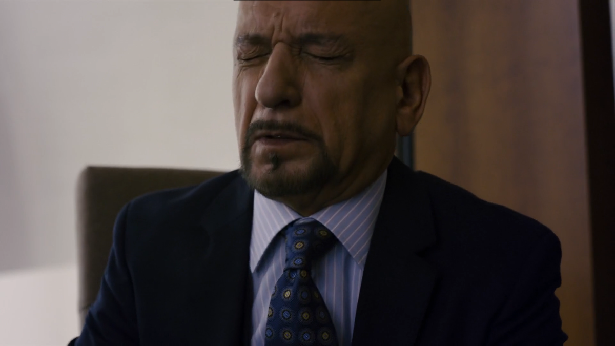 Кадр из фильма "Вне/себя" 2015 (Демиан *кашляет*)