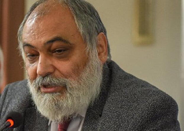  научный руководитель Института востоковедения НАН Армении, академик Рубен Сафрастян