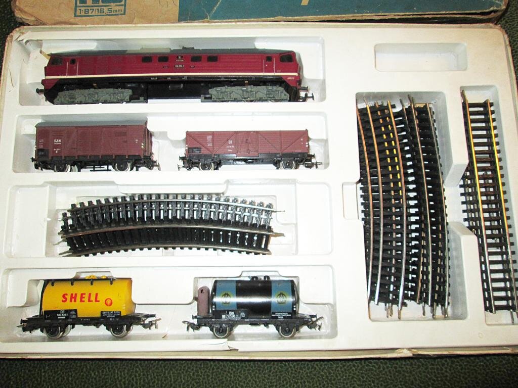 Сборная дорога из ГДР. Источник Яндекс Картинки.