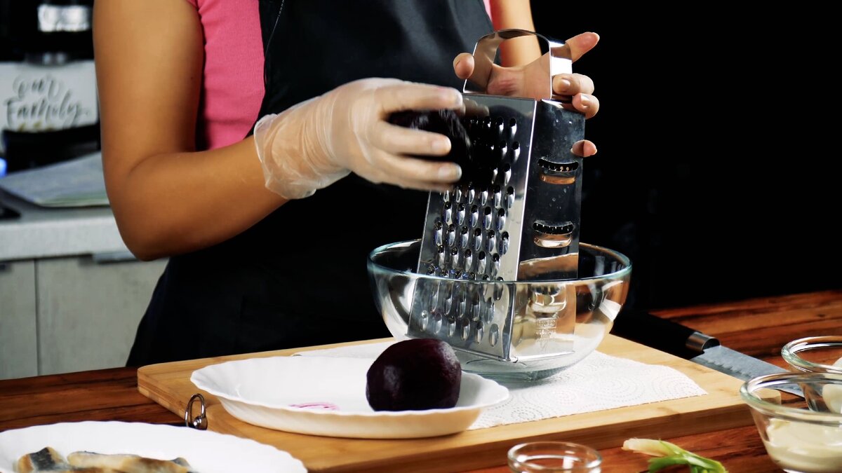 Ленивая селедка под шубой - быстрый и простой рецепт украшения праздничного стола