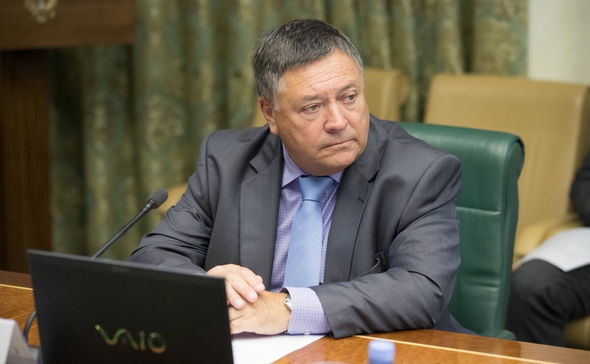 Депутат Сергей Калашников