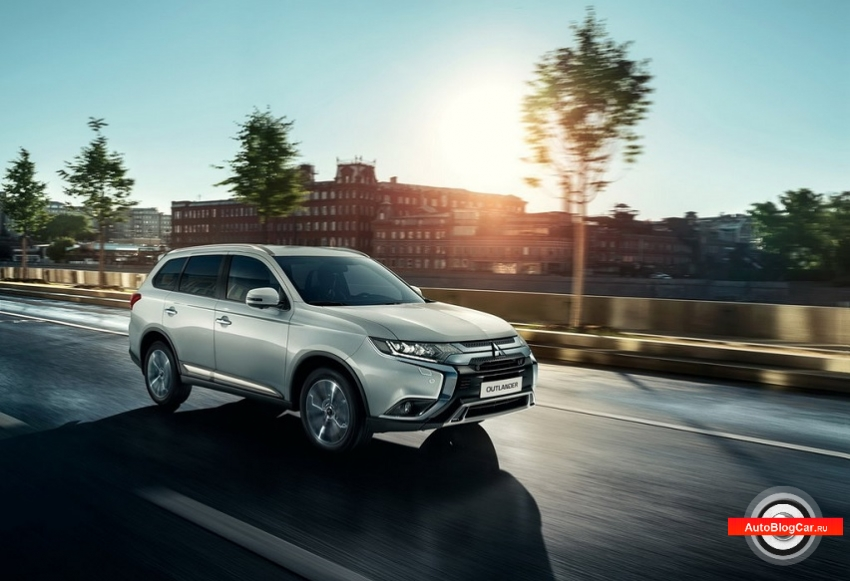 Сегодня в честном обзоре мы рассмотрим Mitsubishi Outlander (Митсубиси Аутлендер) 3-го поколения с полным приводом 4WD в кузове GF3W - 2021 модельного года с бензиновым двигателем 4B12 2.-2