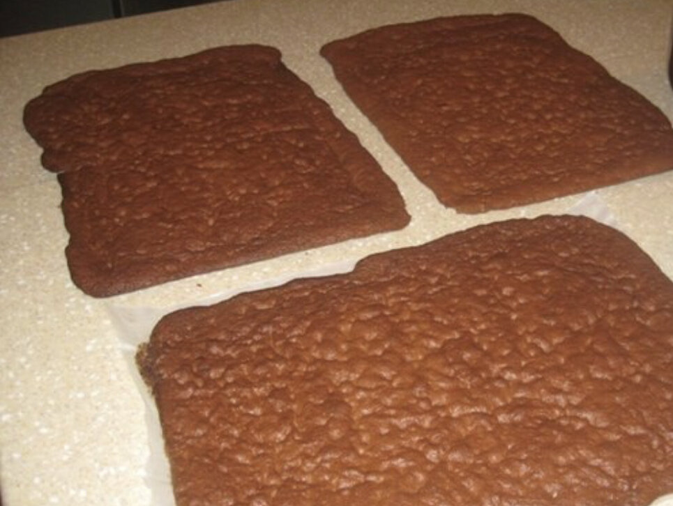 торт золотой ключик фото. торт золотой ключик шоколадный. пирожное золотой ключик. торт золотой ключик шоколадный. золотой ключик тесто.