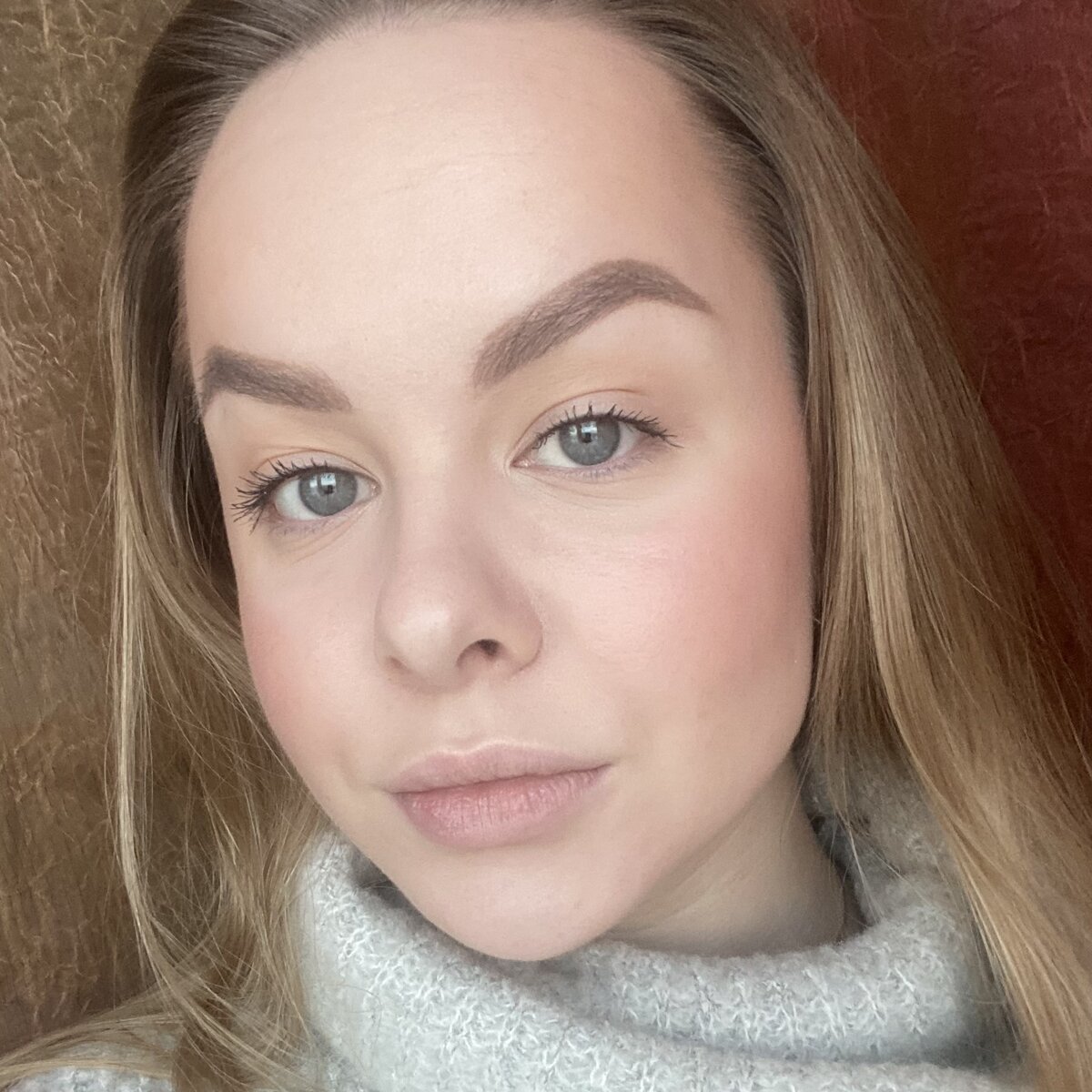 Тональные на сияющей базе 