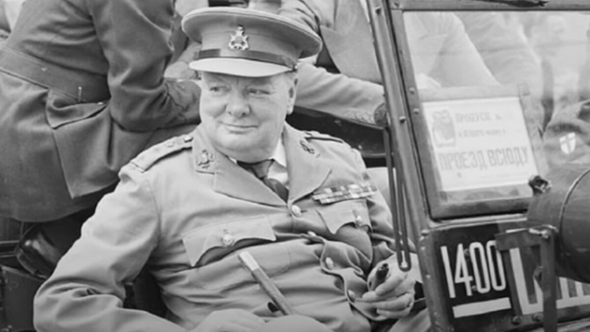 Черчилль уинстон первая мировая. Уинстон черчилль 1940. Черчилль уинстон первая мировая. Уинстон черчилль первая мировая. Черчилль уинстон первая мировая.