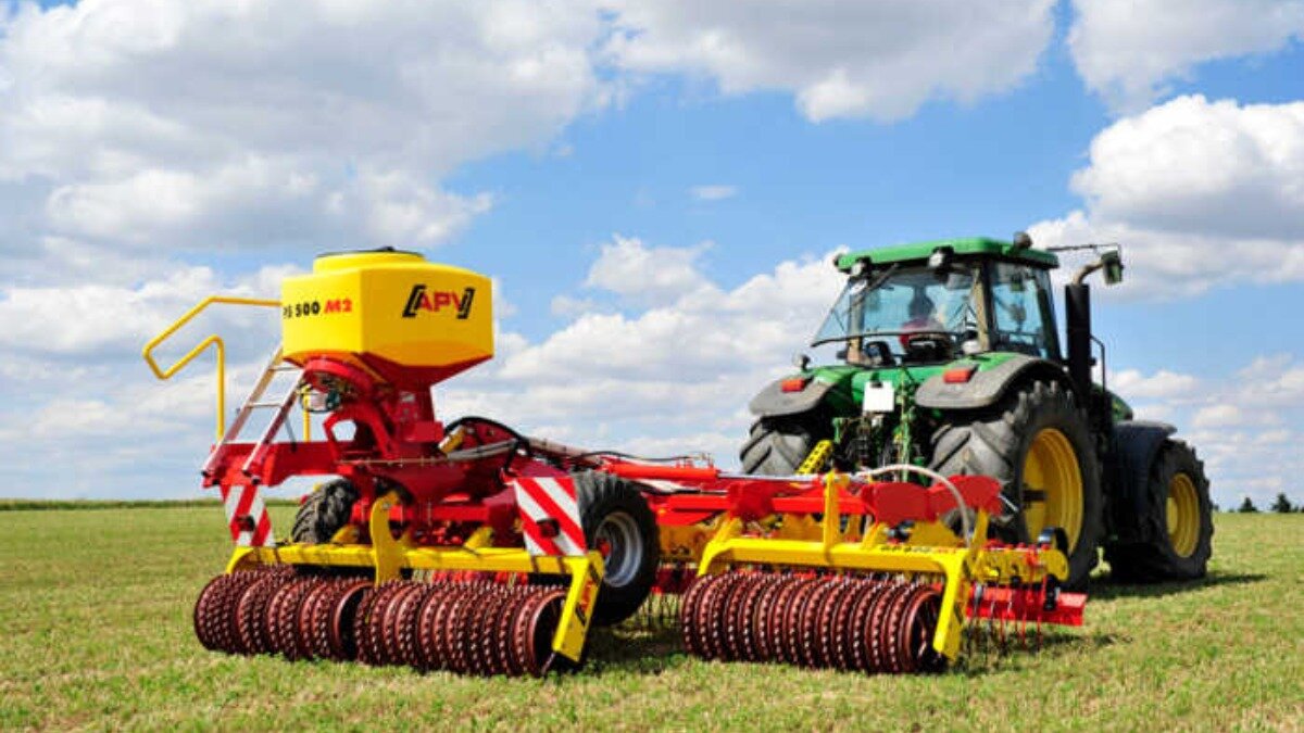 Фото: Портал farm-connexion.com Новая борона APV серии GP Pro для обработки полей, лугов и пастбищ