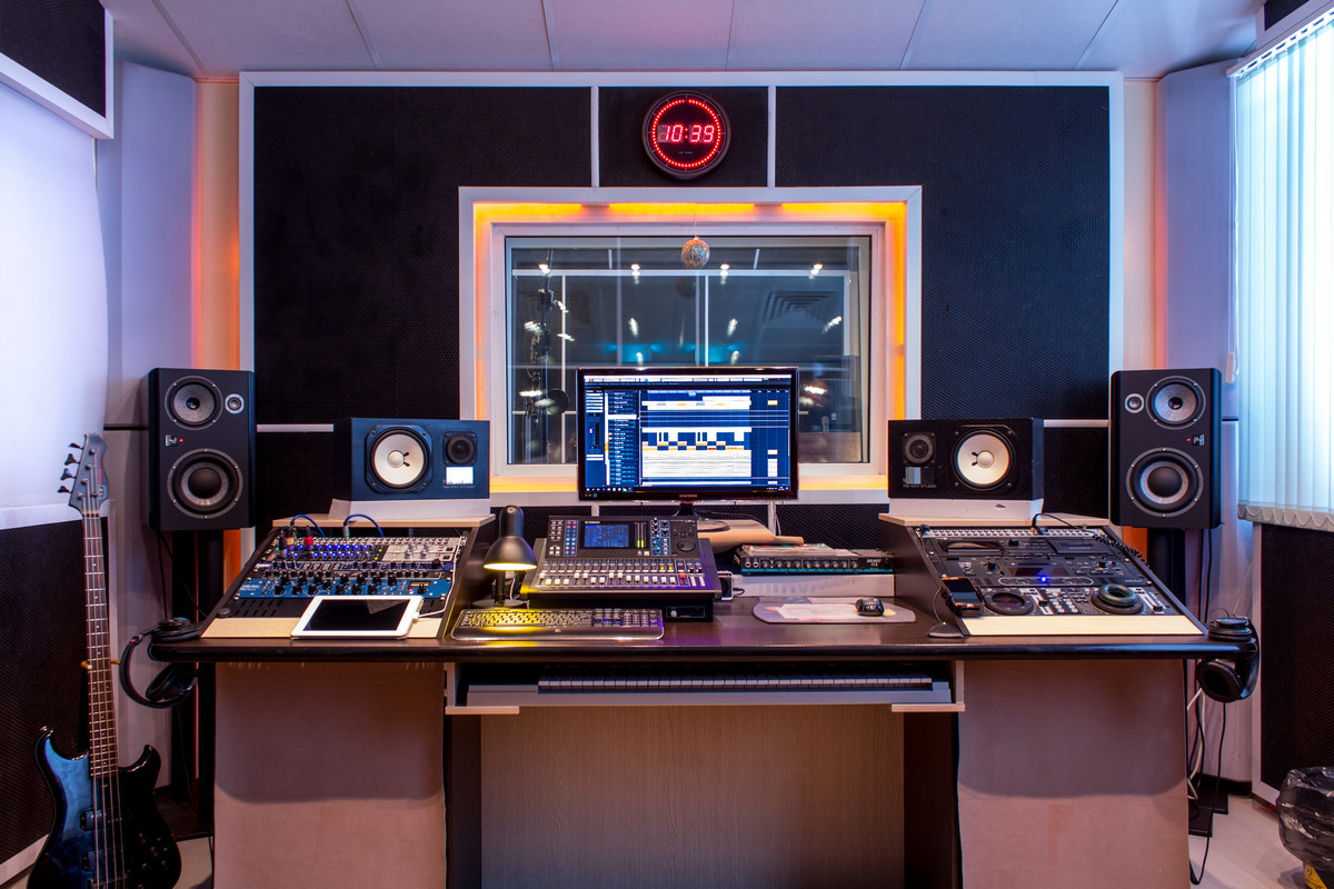 Профессиональная звукозаписывающая студия