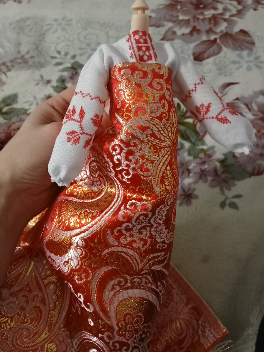 Прикинула, как будет смотреться.