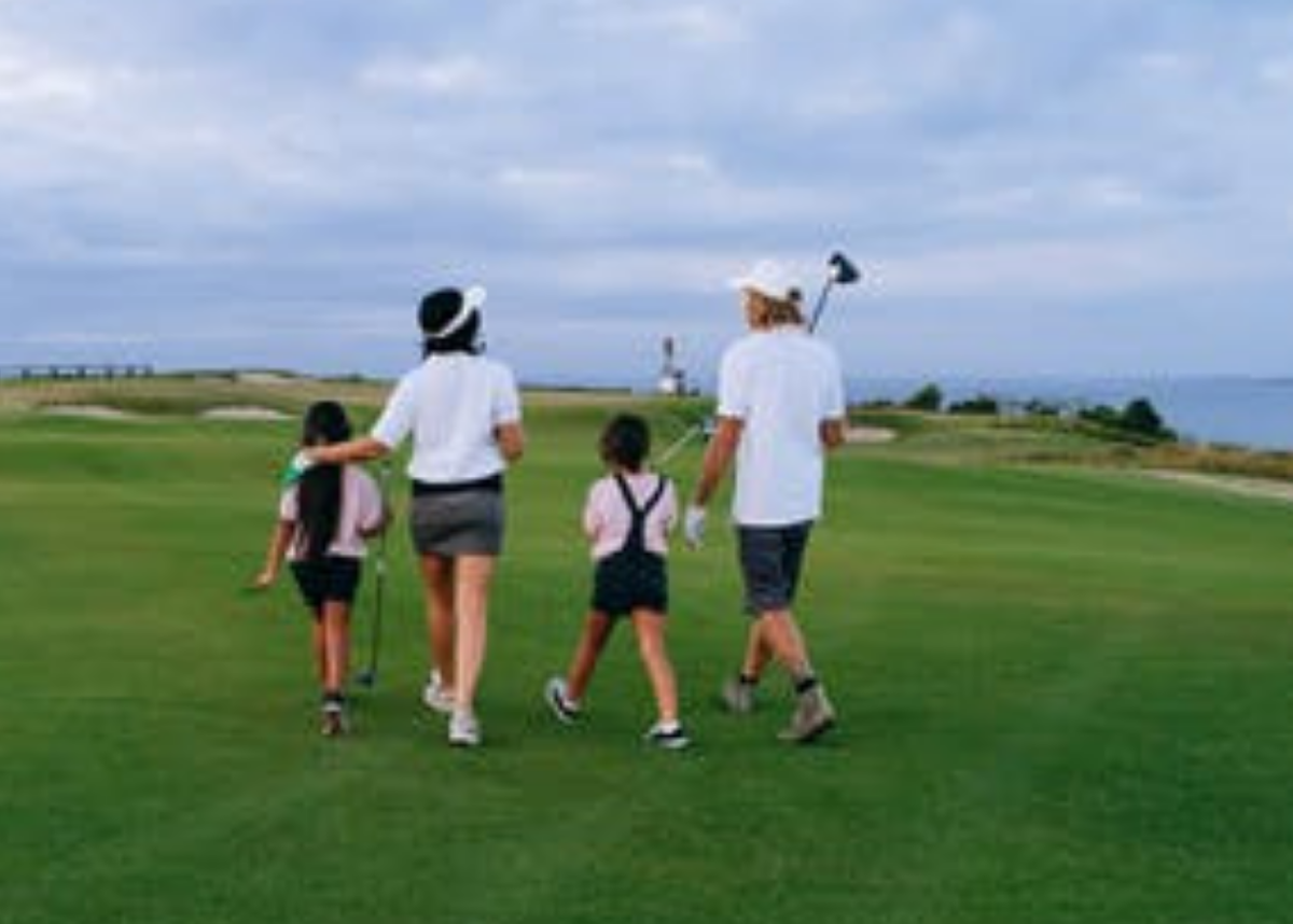 Семья на отдыхе... 