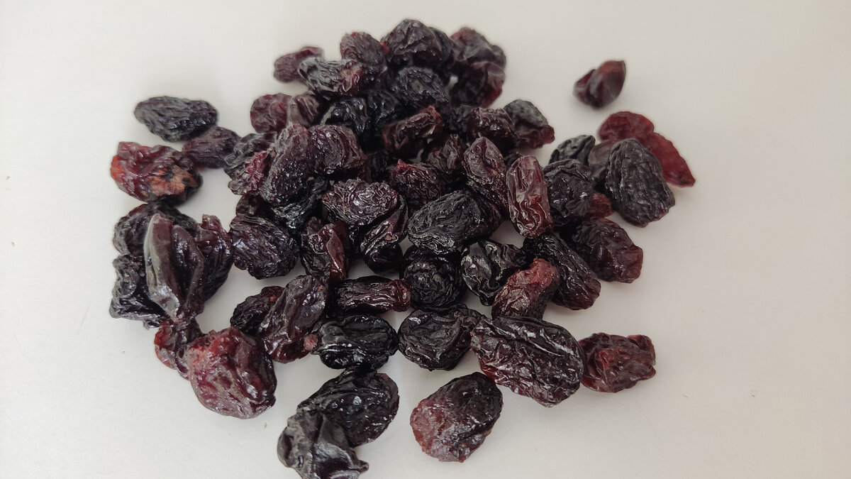 Изюм джамбо