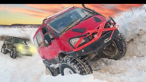 На автобусе по бездорожью Что может Off road Маршрутка 4x4 в глубоком снегу против внедорожников