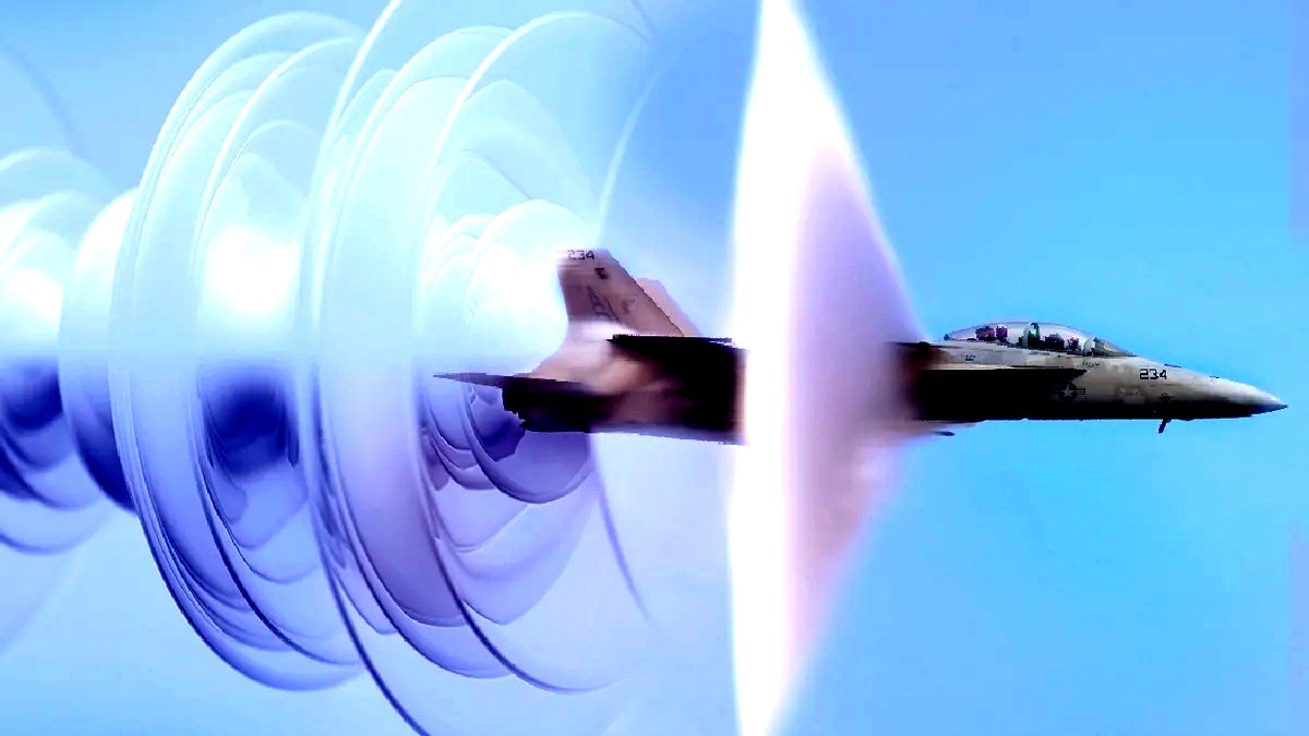 Скорость звука взрыва. Эффект Прандтля Глоерта Су-57. Су 27 звуковой барьер. Су-57 преодоление звукового барьера. Скорости звука сверхзвук гиперзвук.