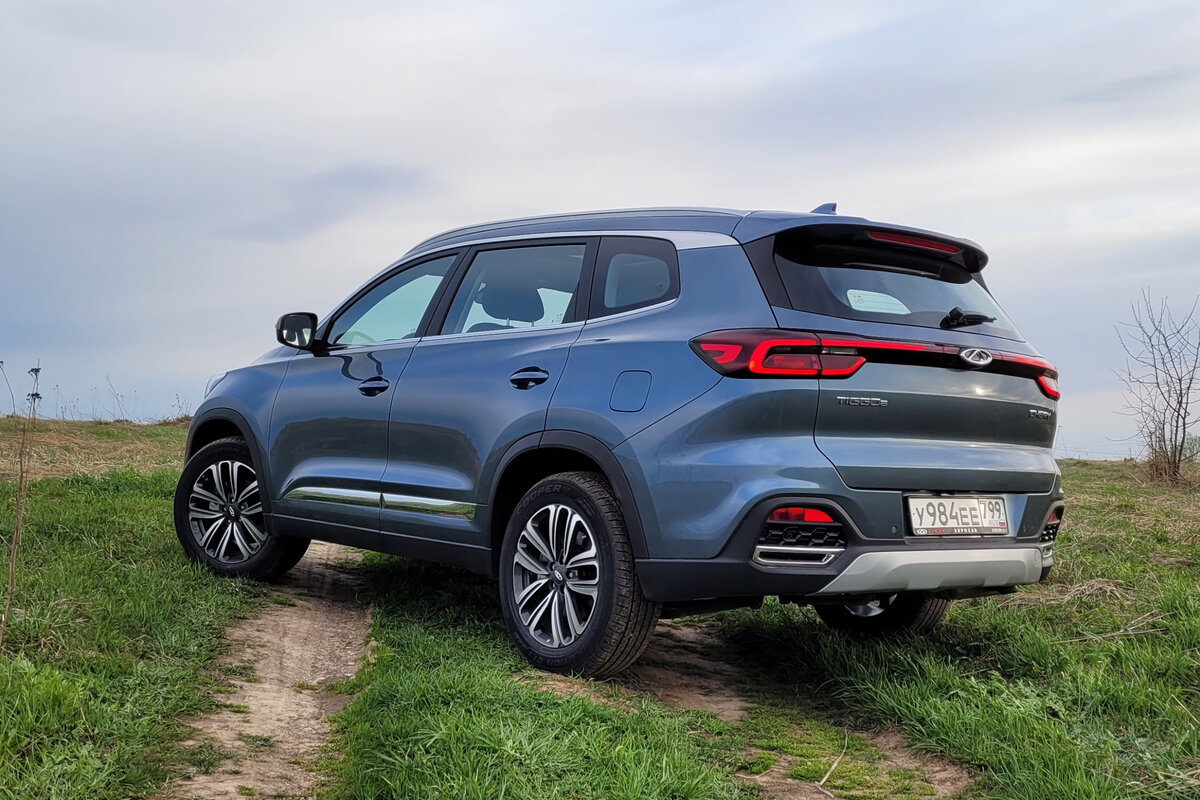 Chery tiggo 8 тест драйв. Chery tiggo 8 тест драйв. Внедорожник чери тигго 8. Машина чери тигго 8. Тест драйв chery tiggo 8 pro.