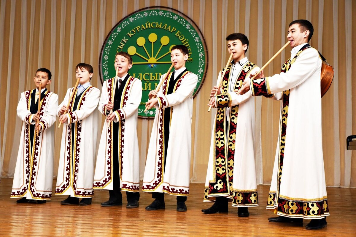Башкирия песня. Башкирский народный инструмент курай. Национальный инструмент Башкирии курай. Курай Башкирский музыкальный инструмент. Курай Башкирский духовой музыкальный инструмент