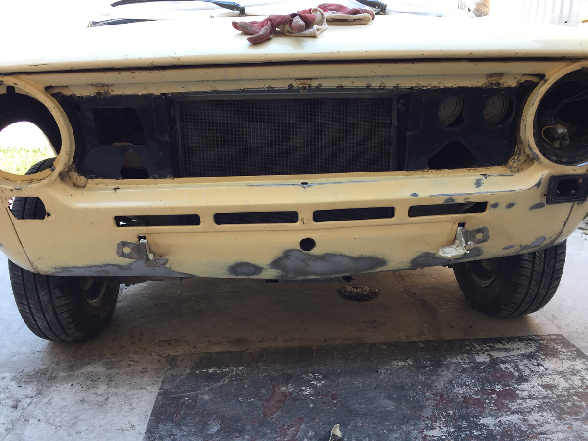 Вот так зачищал ржавчину до металла.