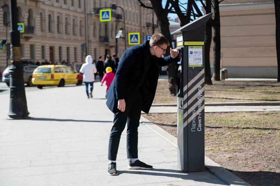     Власти Петербурга решили разгрузить центр города от машин. Юлия ПЫХАЛОВА