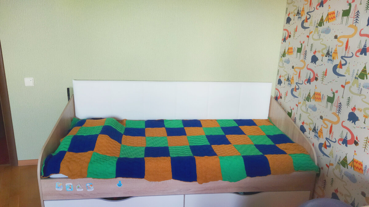 Вязаное покрывало из квадратов 