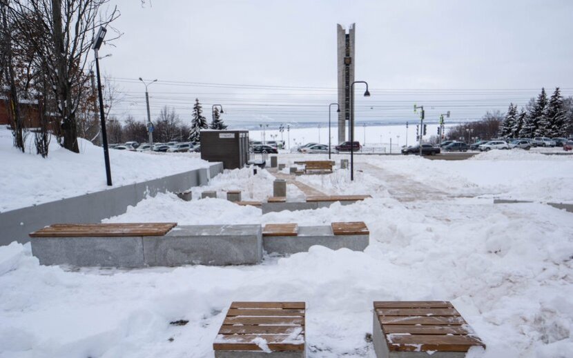   Забор снесли на эспланаде в Ижевске. Фото: Маша Бакланова