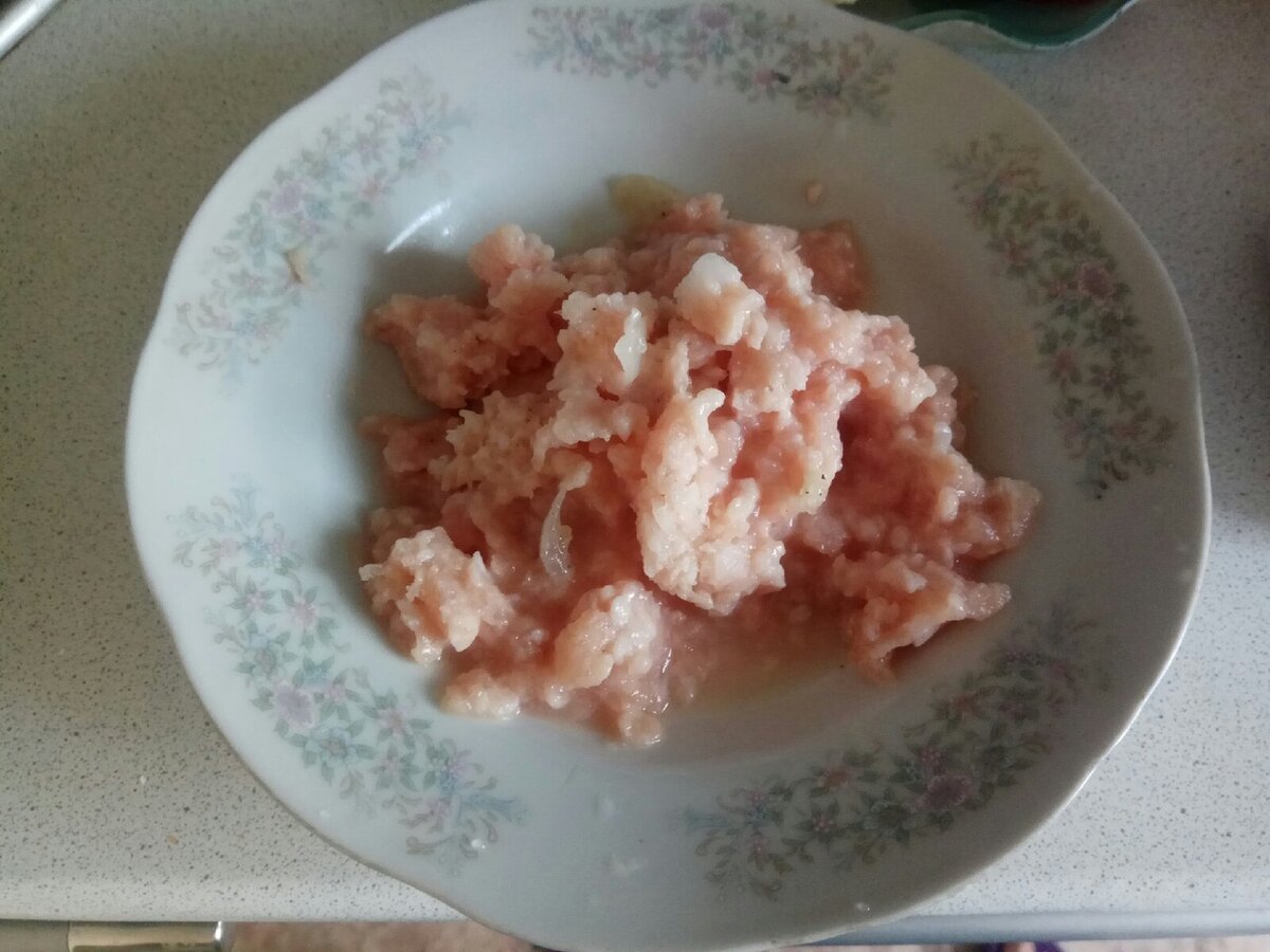 Сырой куриный фарш