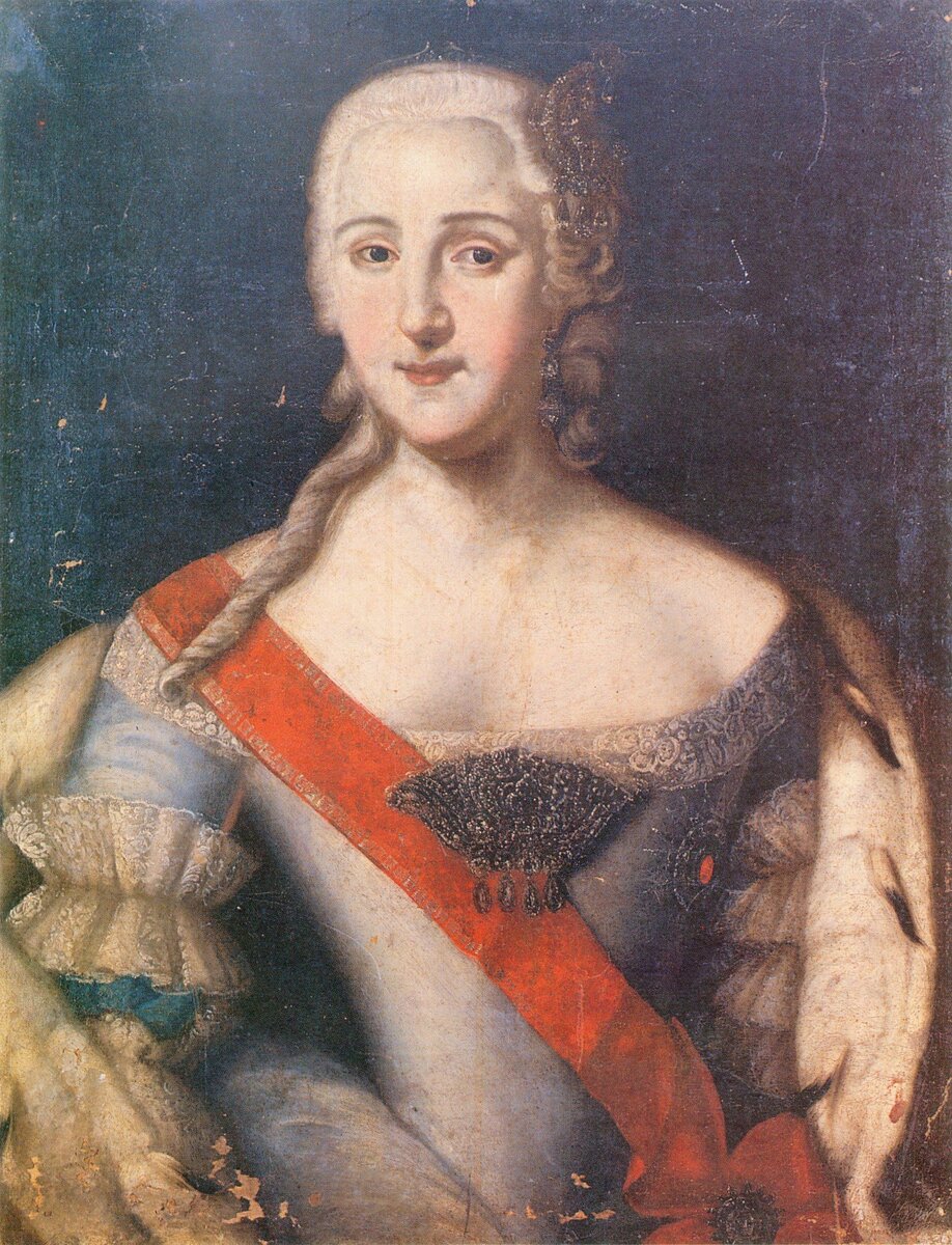 Анна Леопольдовна доводилась племянницей императрице Анне Иоанновне. 