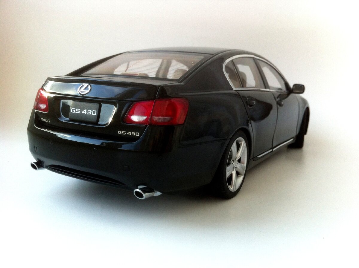 Две выхлопные трубы