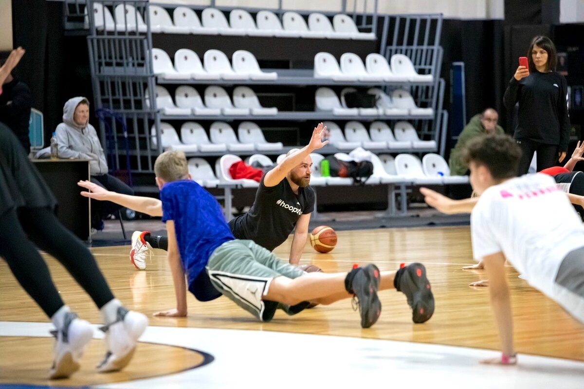 Perfect feet position for shooting Basketball