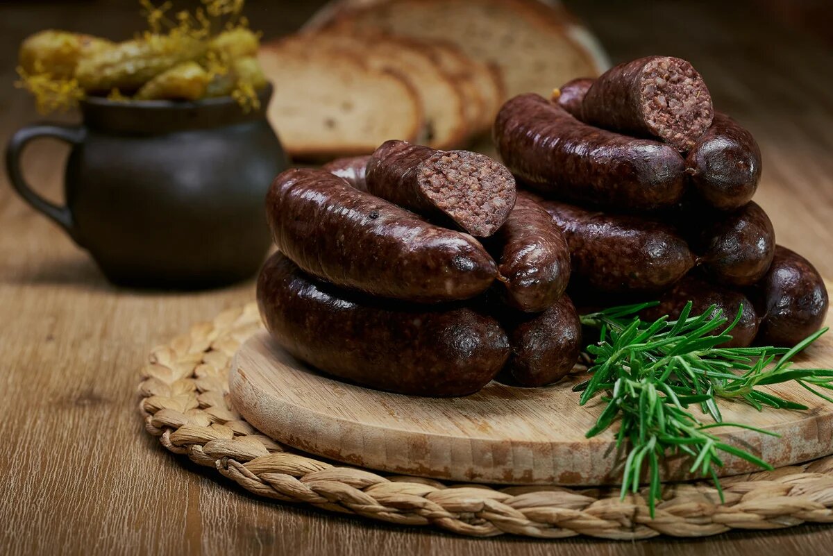 Фото из интернета: кровяная колбаса. Выглядит аппетитно, не правда ли?)