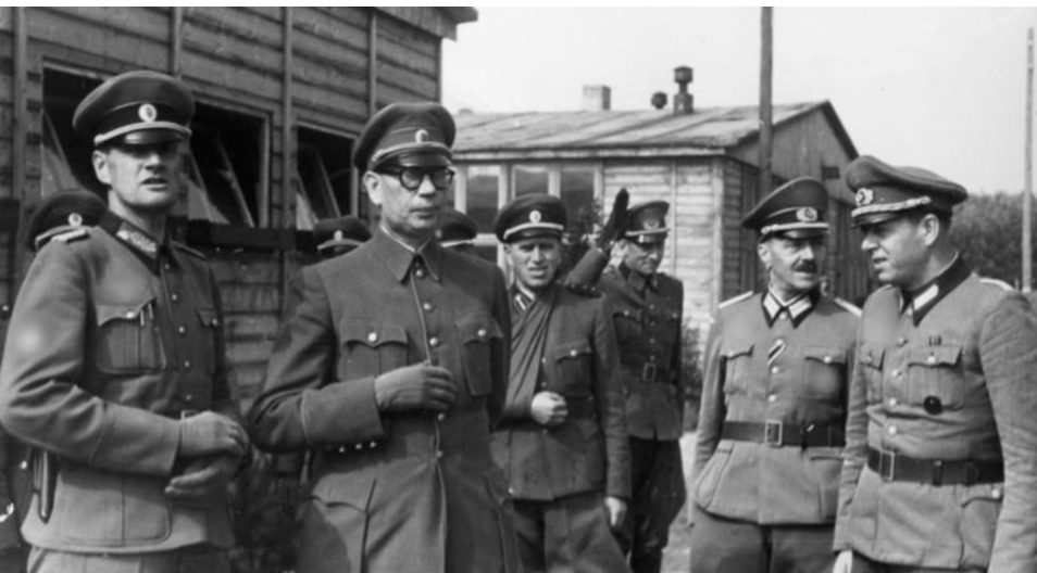 Генерал Власов. Источник: ru.krymr.com