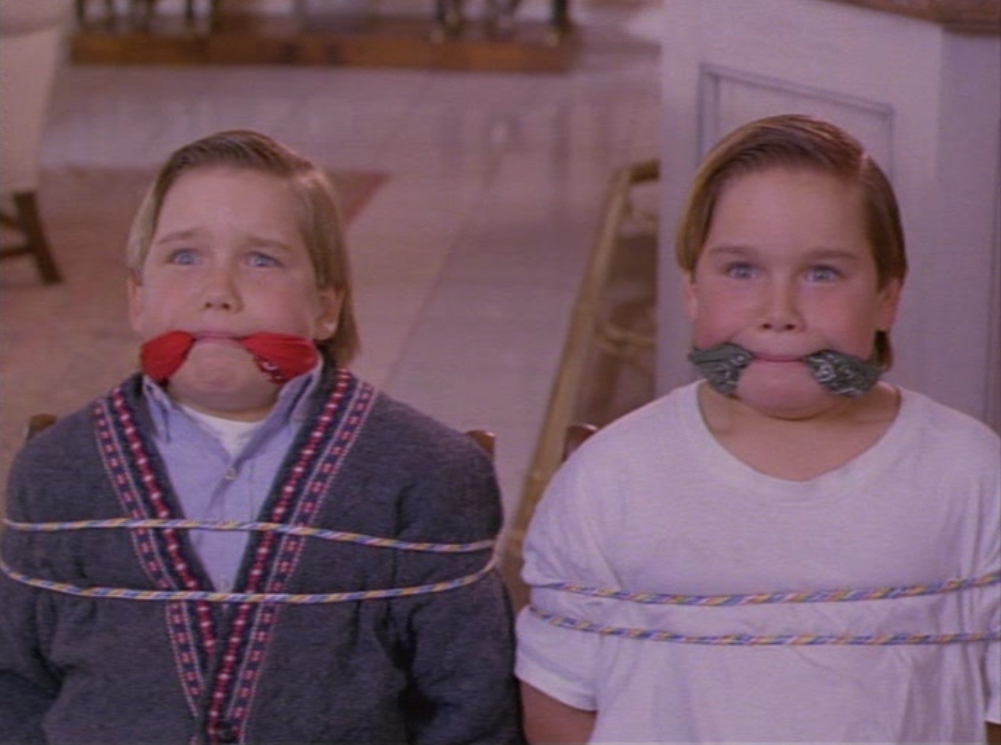 няньки брэдли. няньки пацаны. няньки фильм 1994 дэвид. кристиан и джозеф казинсы. няньки пацаны.