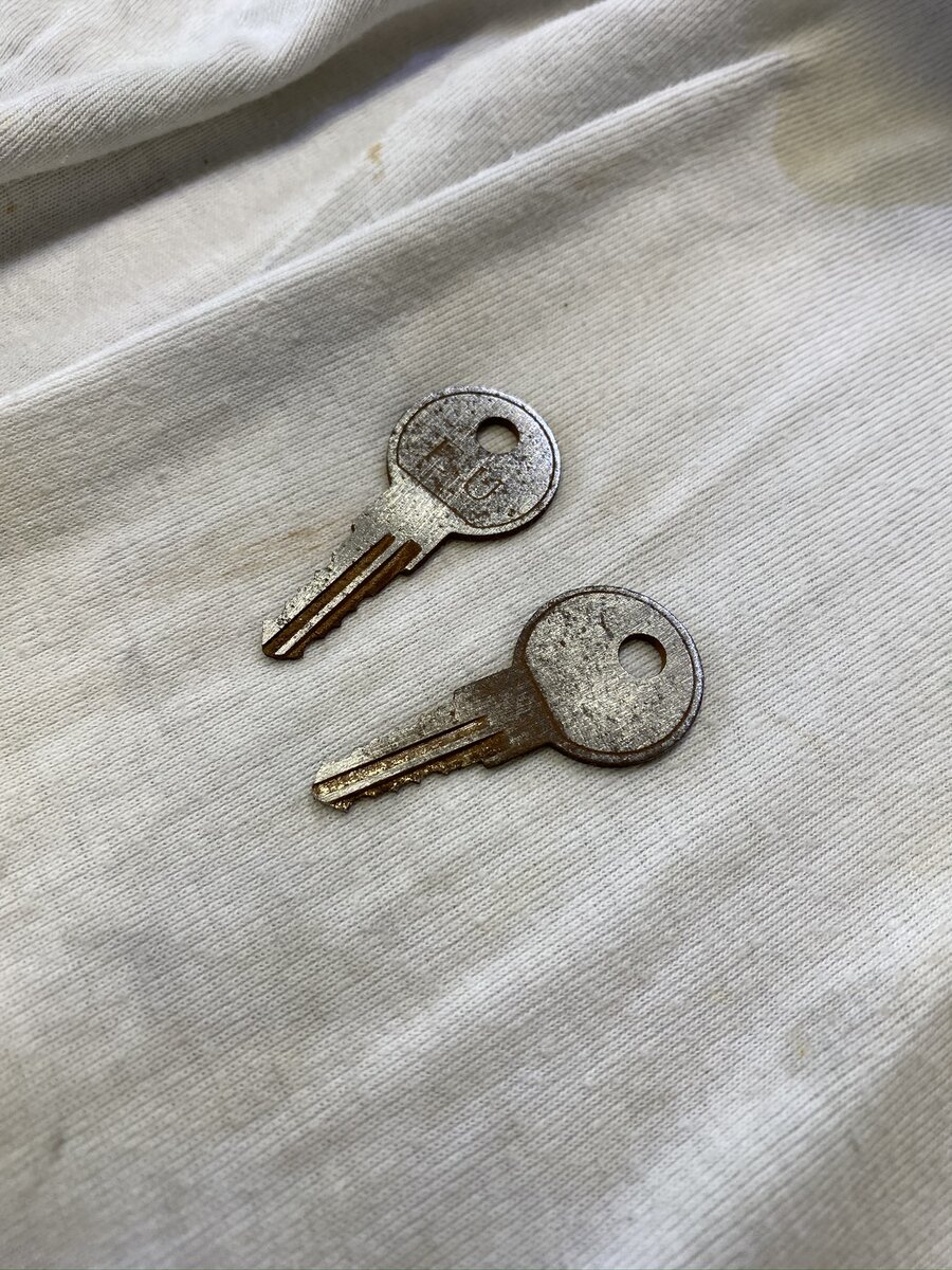 Ключи обработал наждачной бумагой 8-Н