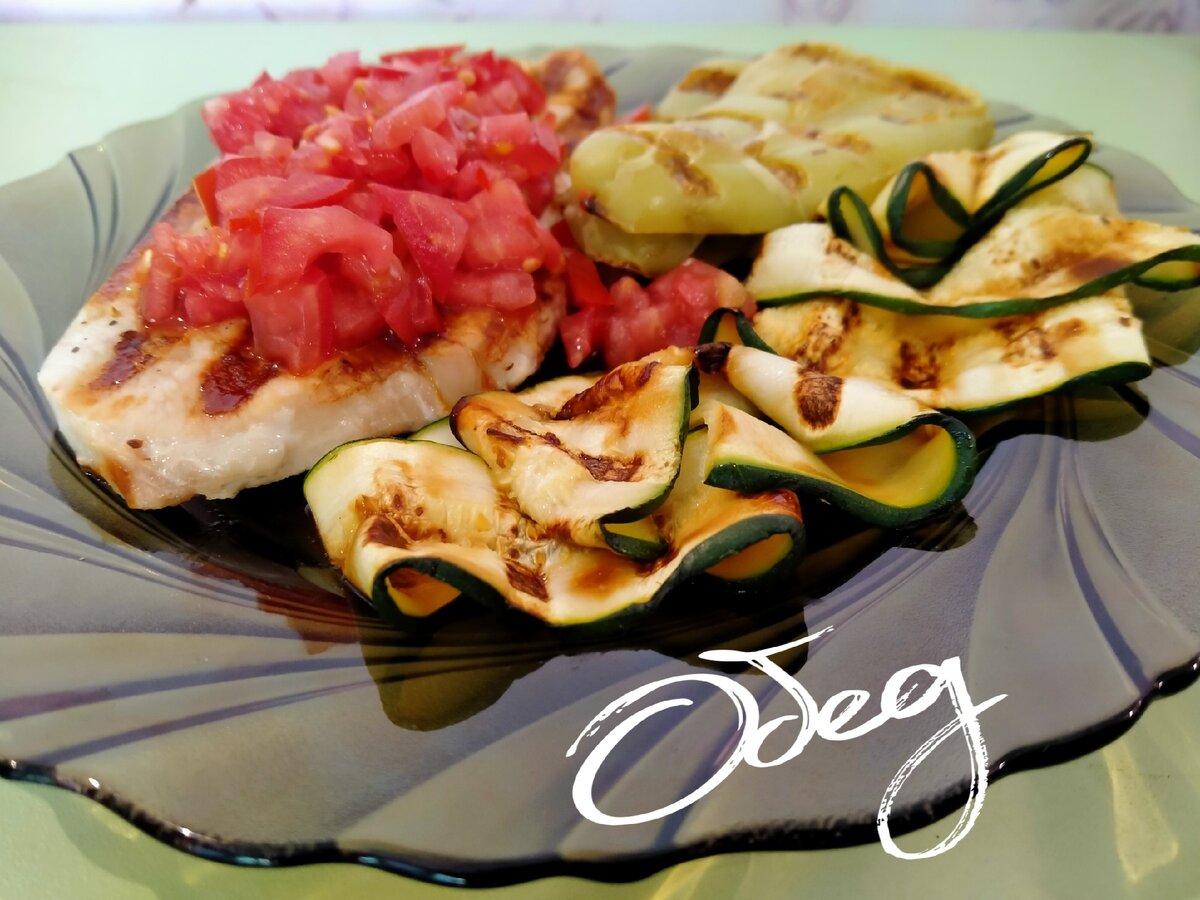 Листайте галерею