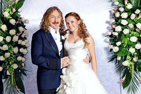 Юлия  Проскурякова и Игорь Николаев, фото с сайта https://customs.news