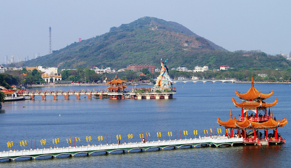 Гора Бань-пин, Гаосюн, Тайвань. (Image: Peellden via wikimedia CC BY-SA 3.0)