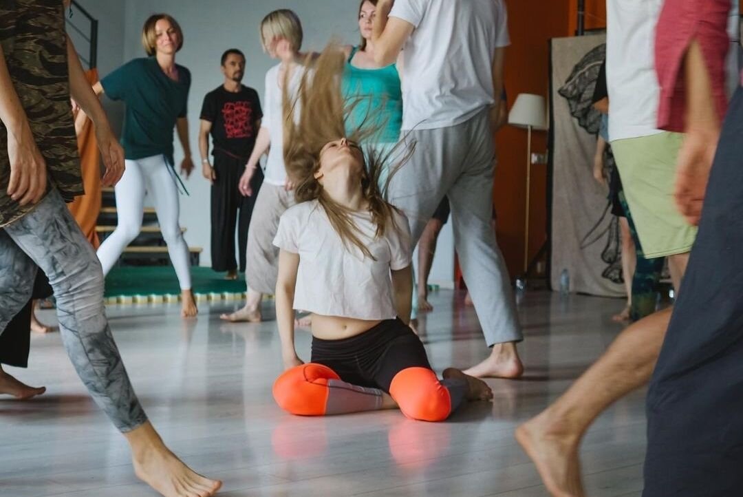 Фото взято из Ecstatic-сообщества в инстаграмм (EcstaticWildDance)